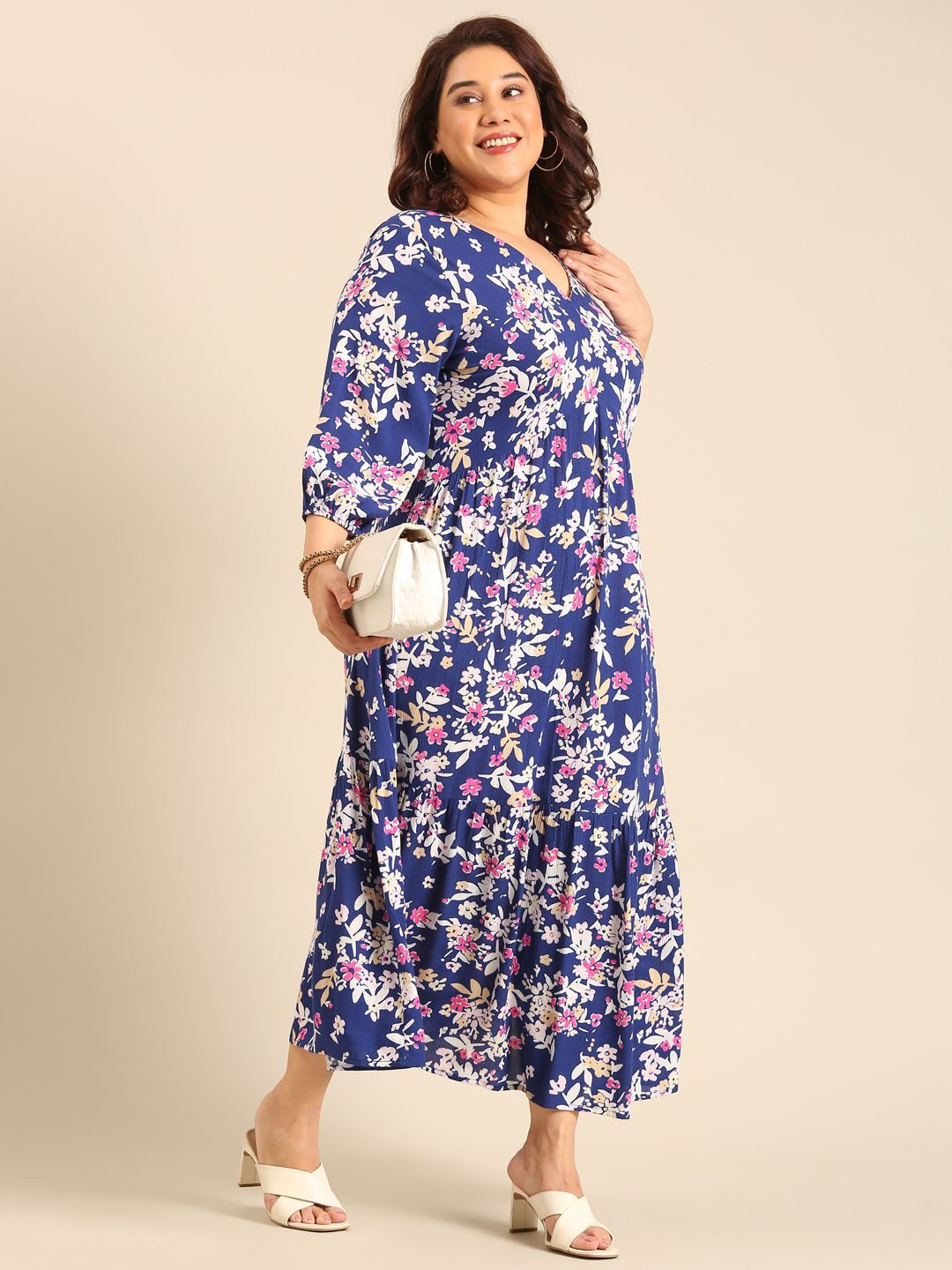 

The Pink Moon Plus Size Floral Printed Maxi Dress, Navy blue