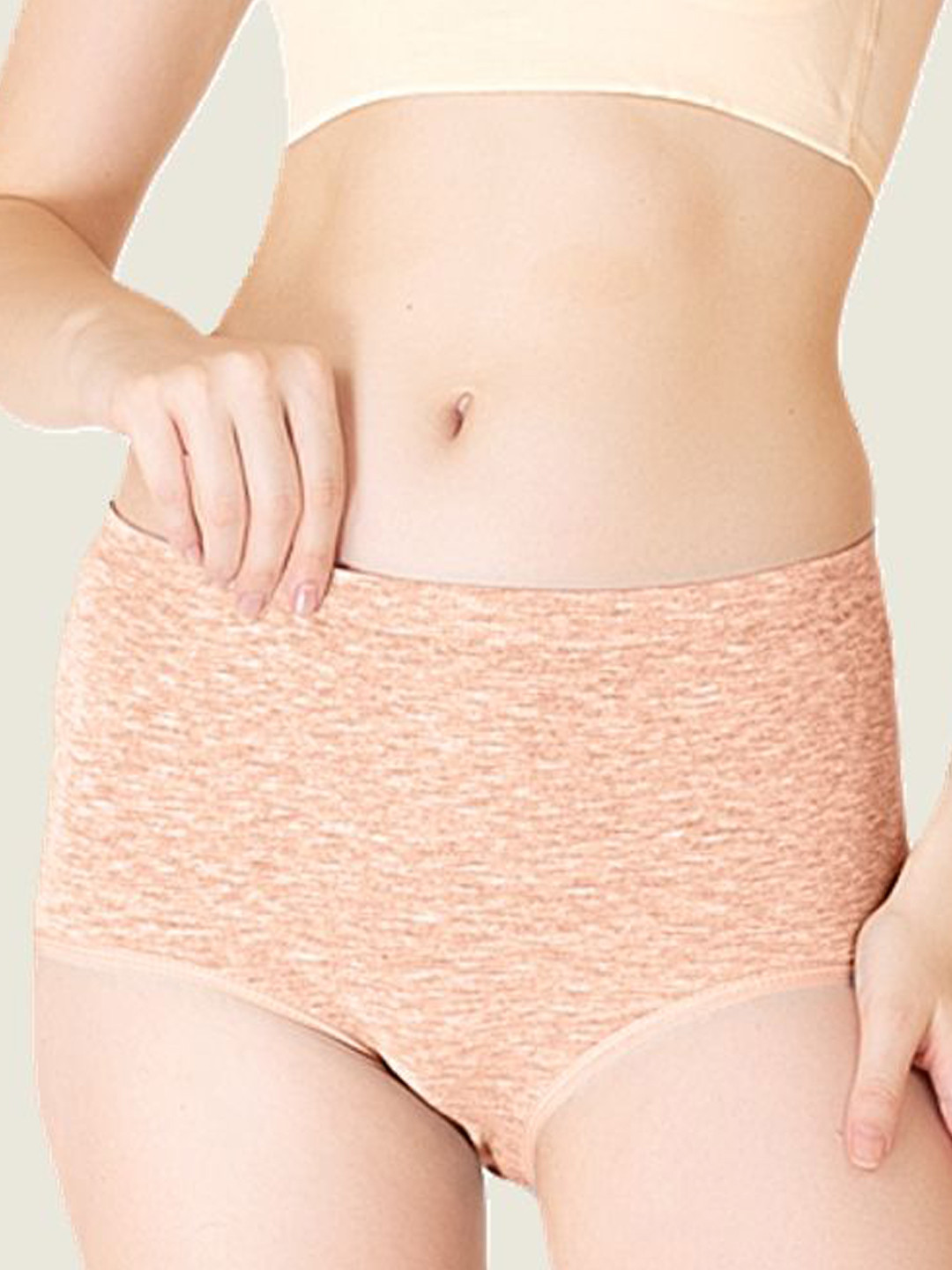 

Luella Women Seamless Mid-Rise Hipster Briefs, Peach