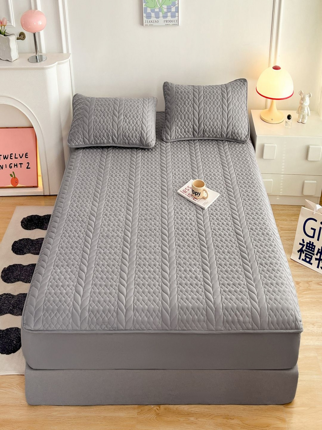 

JC HOME Grey Geometric Textured 150 TC King Fitted Bedsheet With 2 Pillow Covers