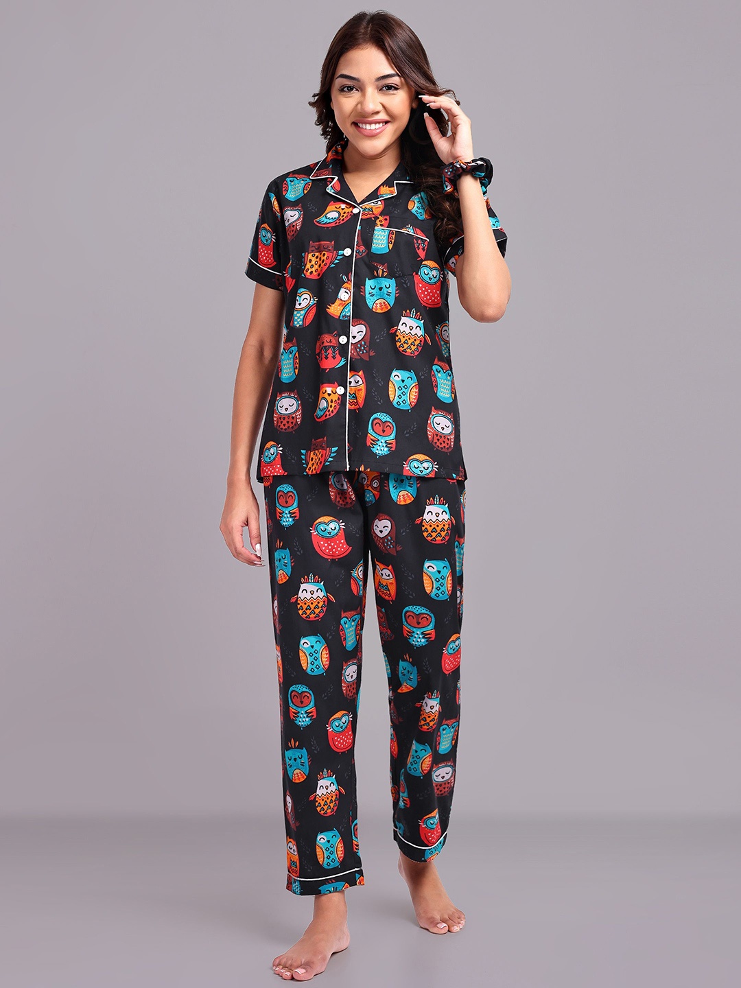 

LEAF ORIGINALS Women Graphic Printed Pure Cotton Night suit, Black