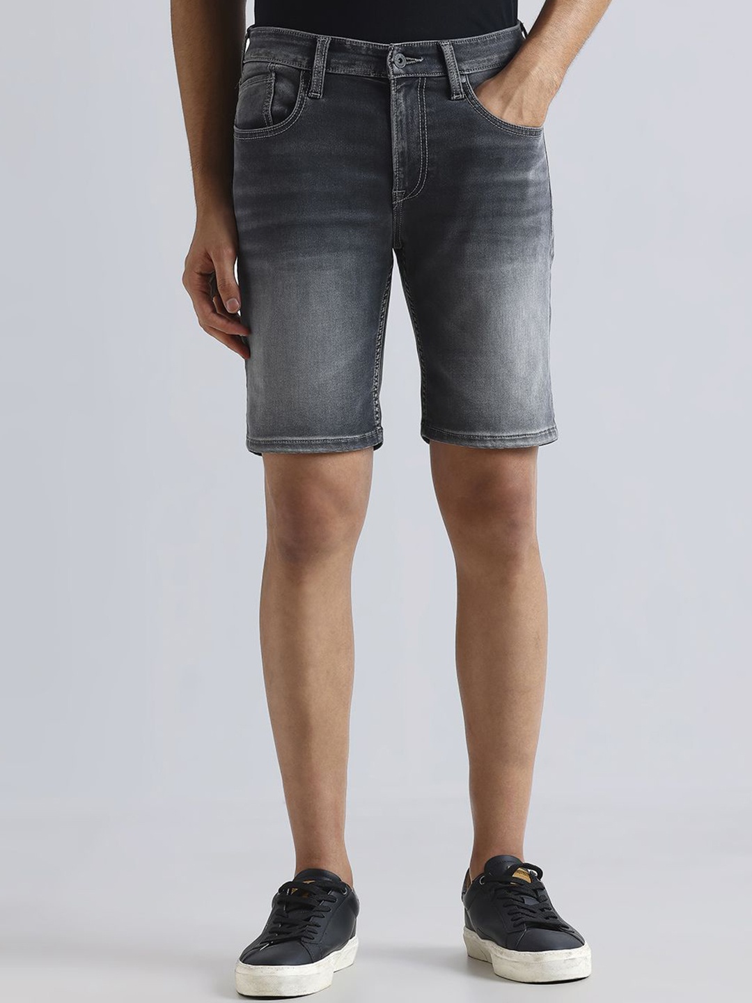 

Pepe Jeans Men Denim Shorts, Black