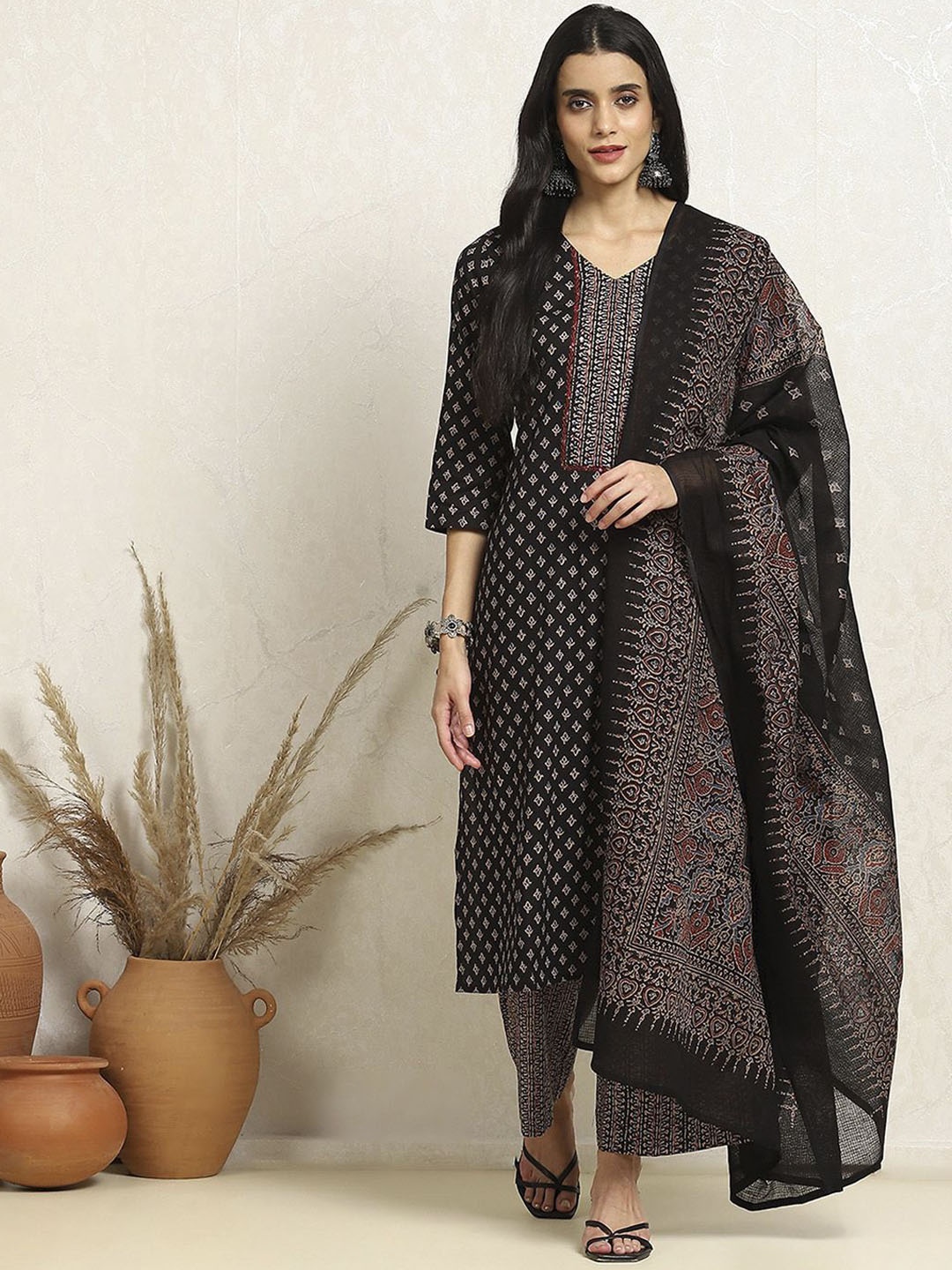 

Biba Floral Printed Pure Cotton Unstitched Dress Material, Black