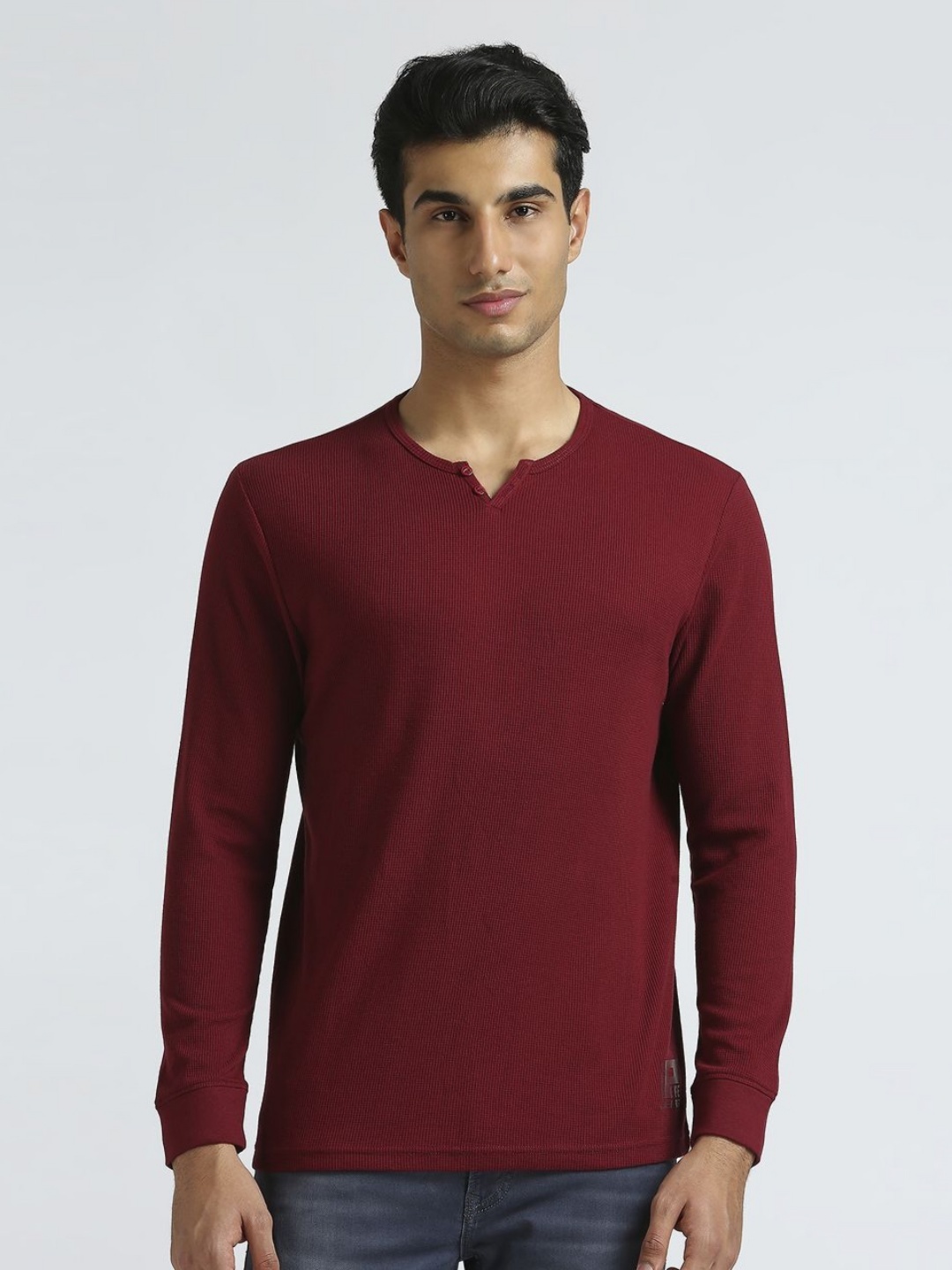 

Pepe Jeans Men Solid Round Neck Cotton Slim Fit T-shirt, Red
