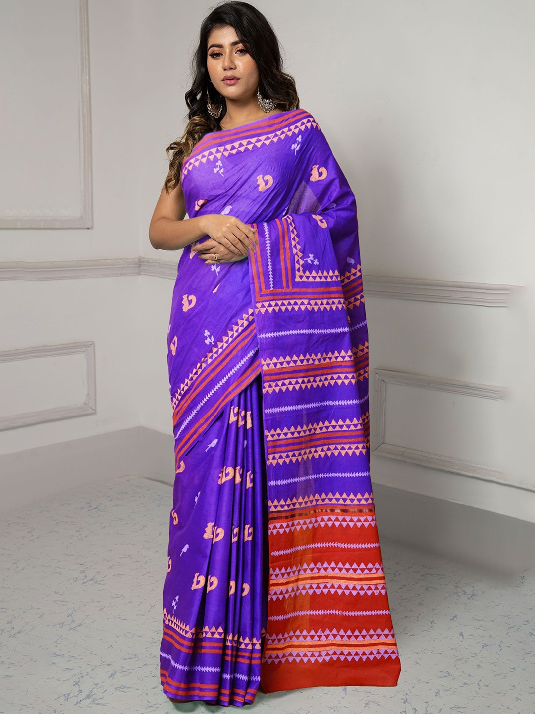 

Unnati Silks Ethnic Motifs Pure Cotton Handloom Block Print Saree, Violet