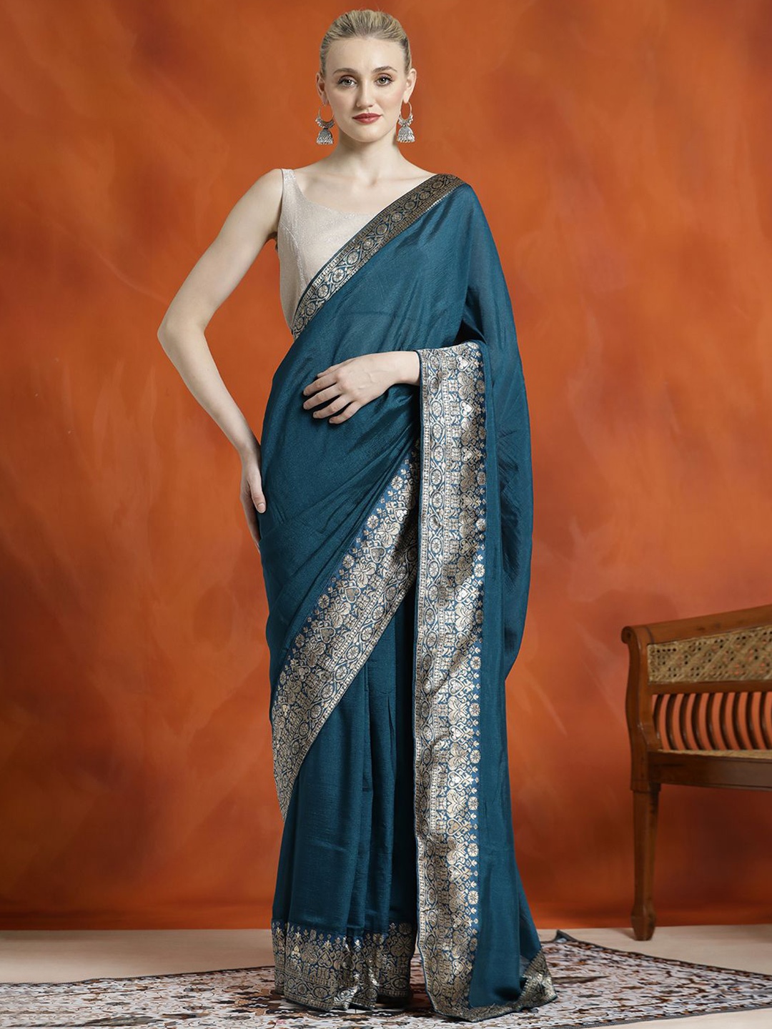 

Jaipur Kurti Silk Blend Zari Woven Party Wear Saree, Teal