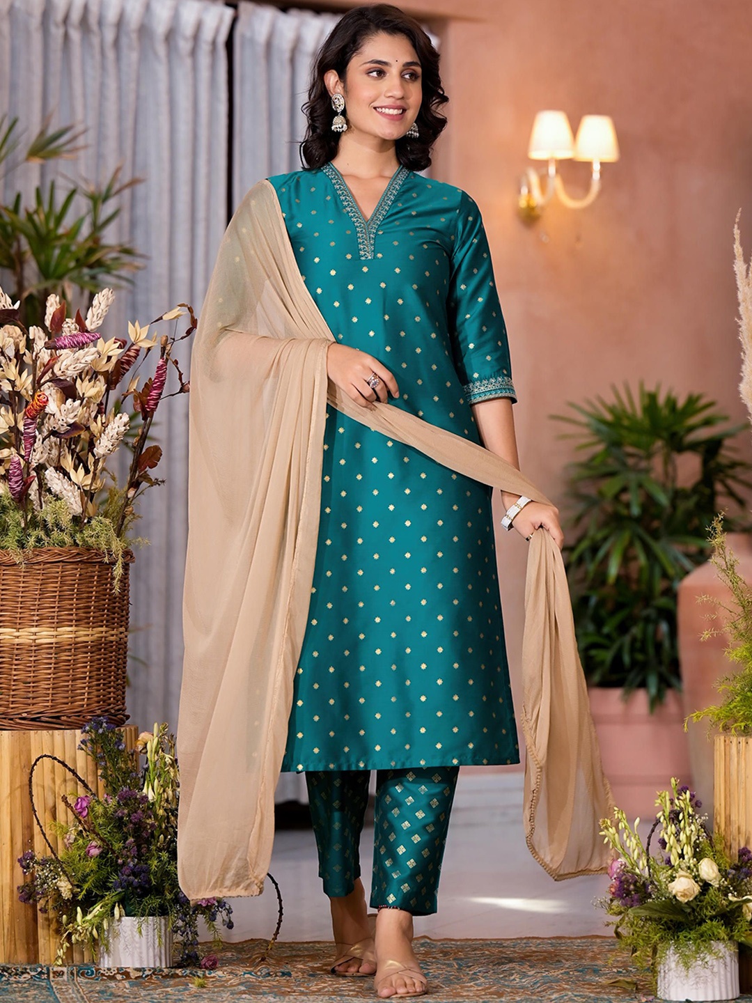 

Juniper Floral Printed V-Neck Straight Kurta With Trousers & Dupatta, Green