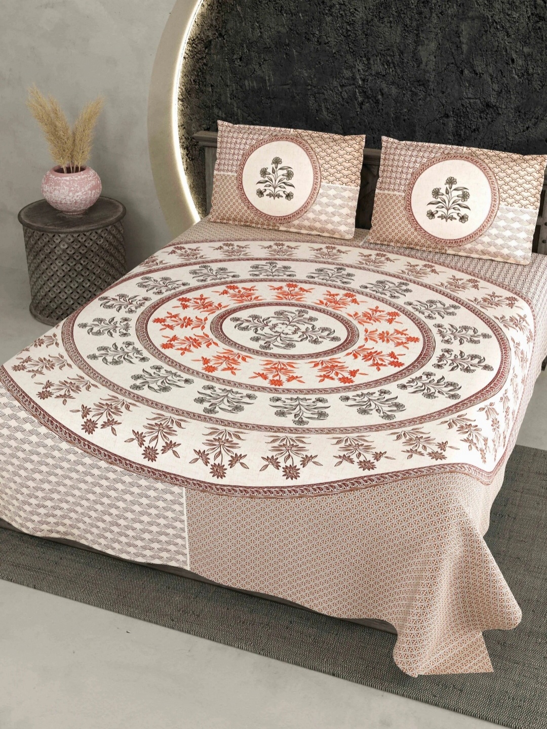 

LIVING ROOTS Brown & Beige Floral Cotton 210 TC King Bedsheet with 2 Pillow Covers