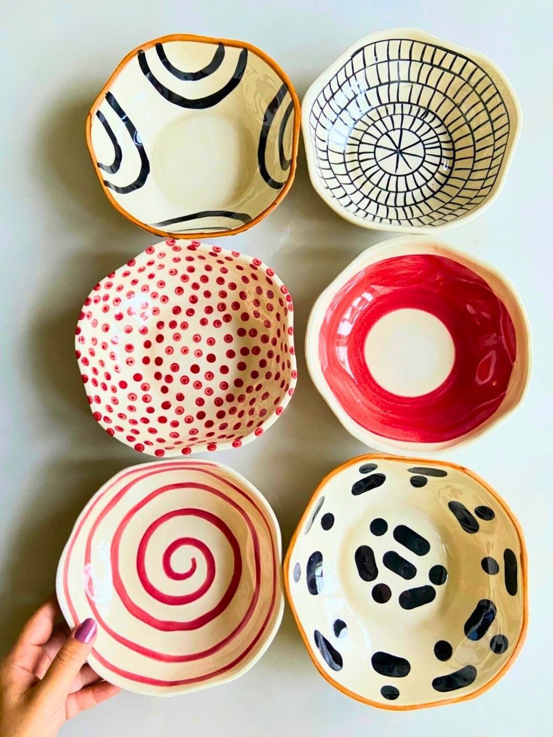 

WEAVING HOMES Red & Black 6 Pieces Printed Ceramic Bowls