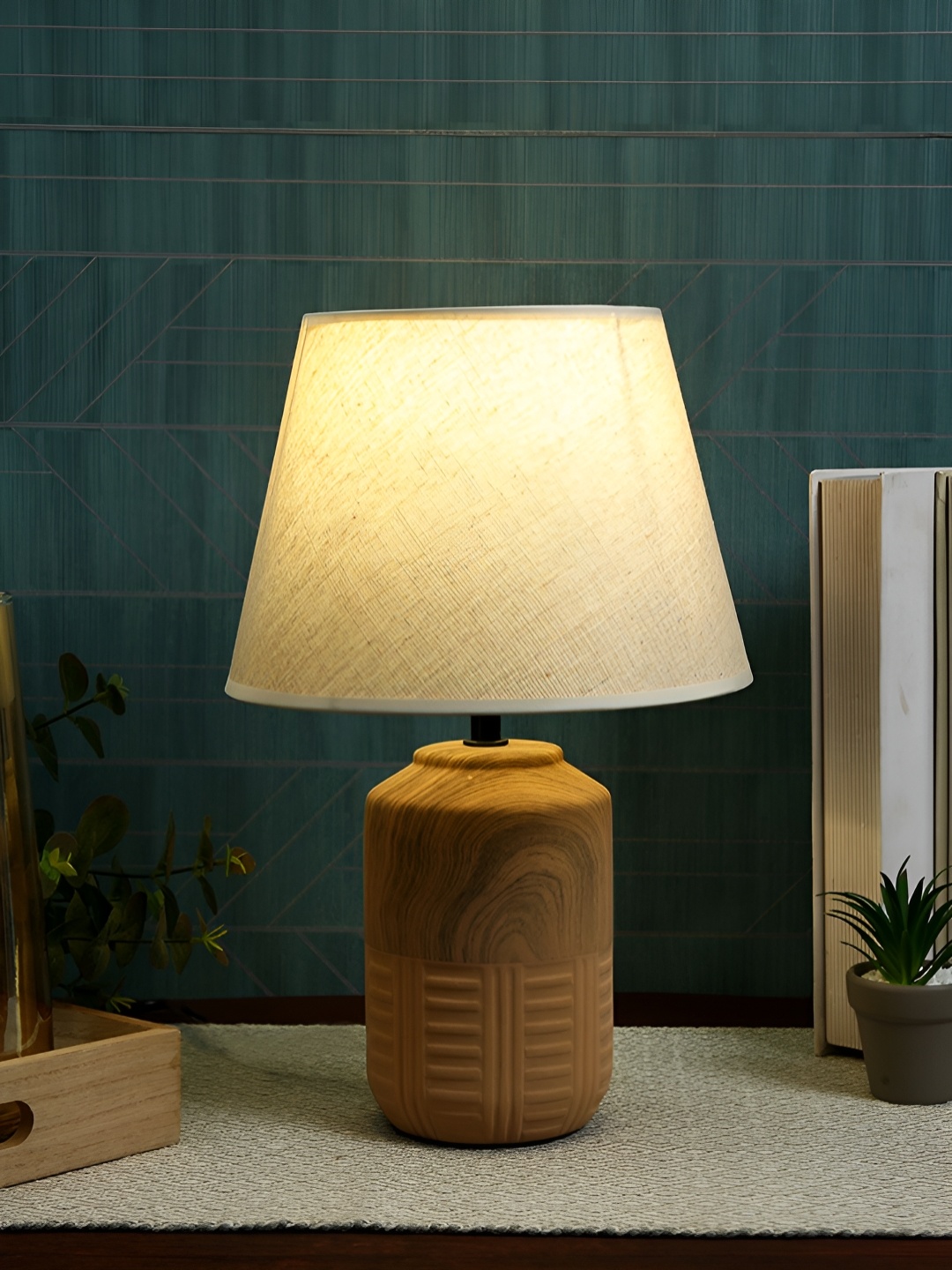 

TAYHAA Beige Ceramic Contemporary Frusturical Shaped Table Lamp