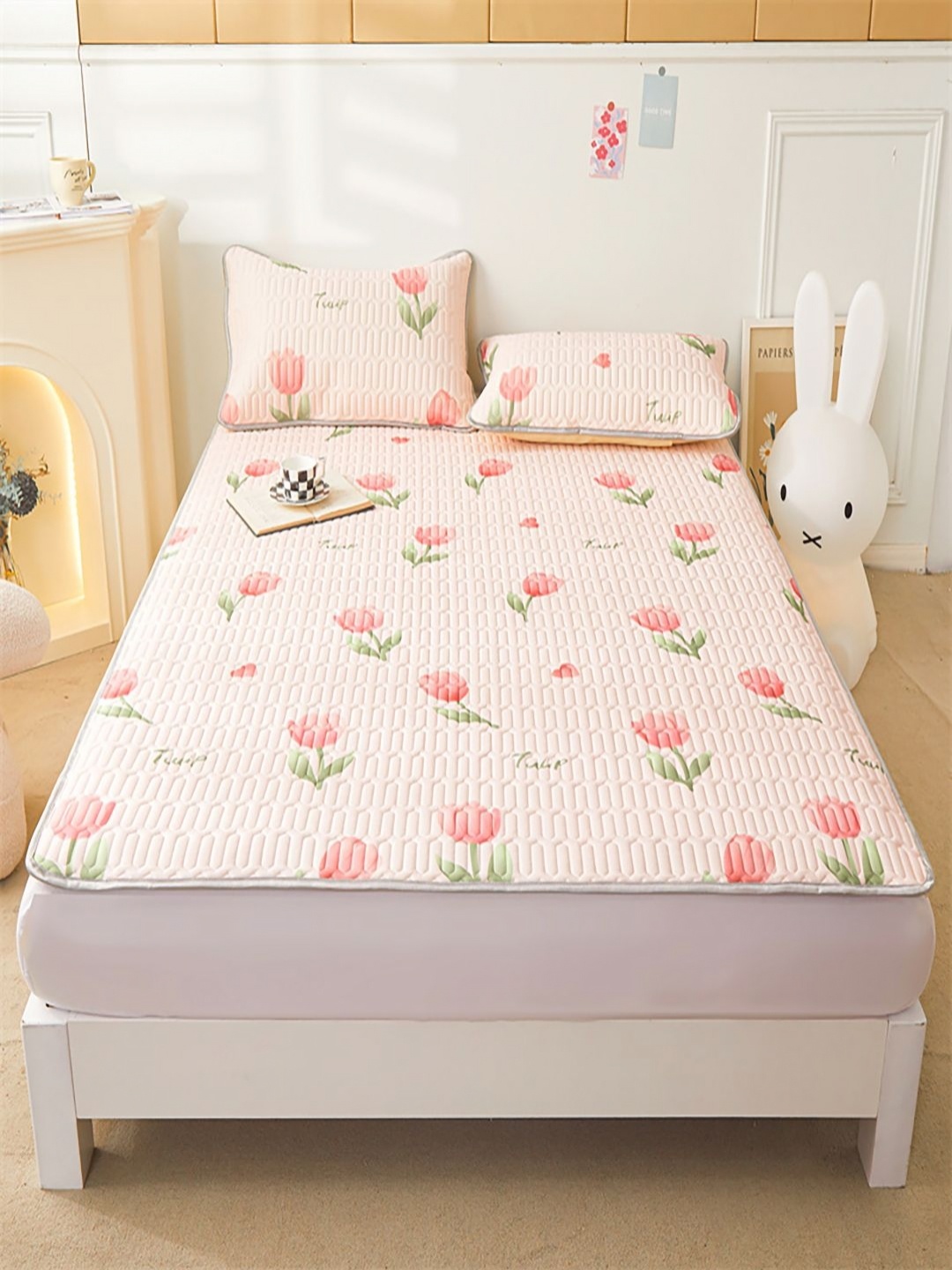 

JC HOME Pink & Green Floral 160 TC Fitted Queen Bedsheet with 2 Pillow Covers