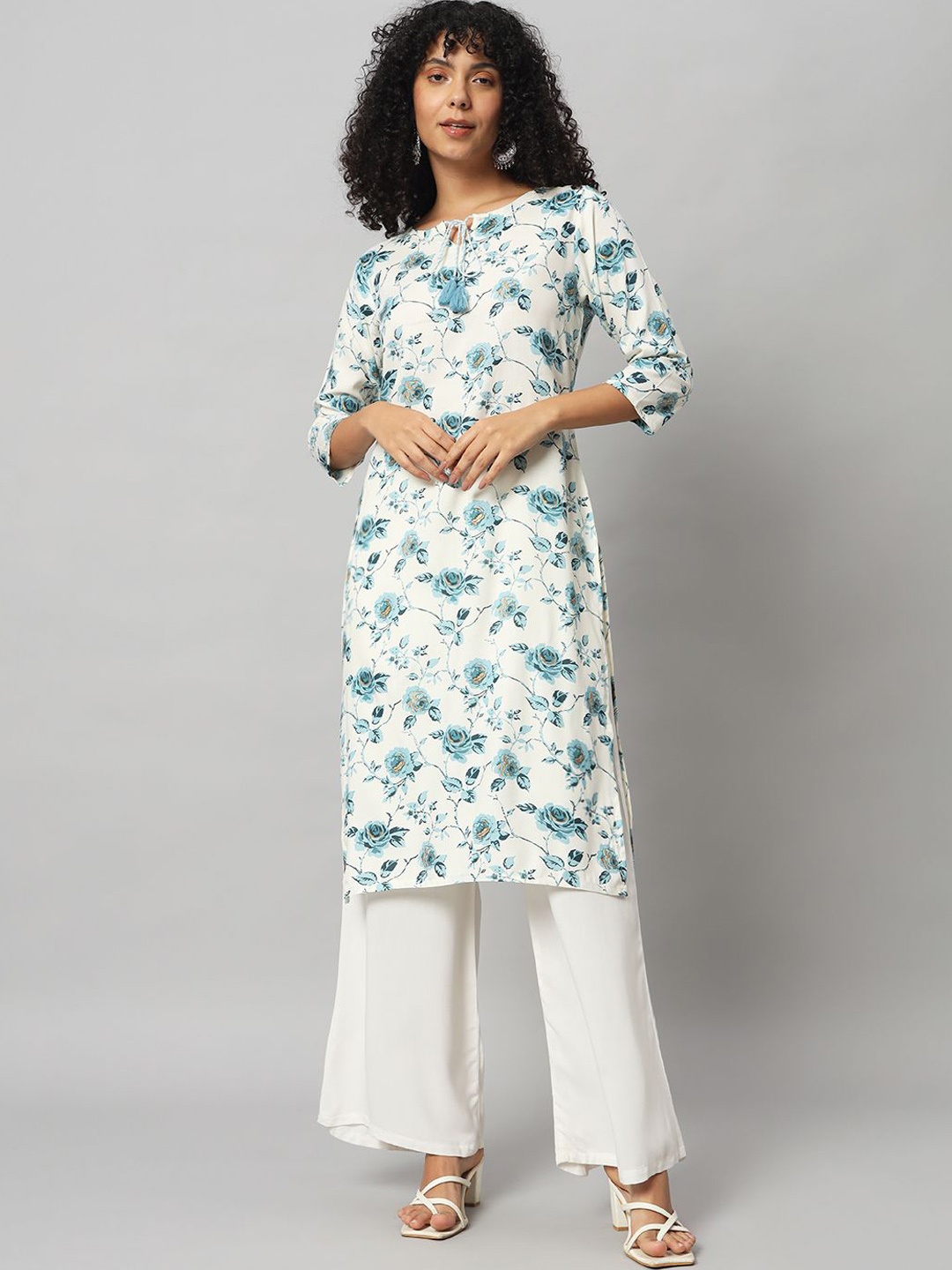 

Sa Rasa Floral Printed Tie-Up Neck Straight Kurta, White