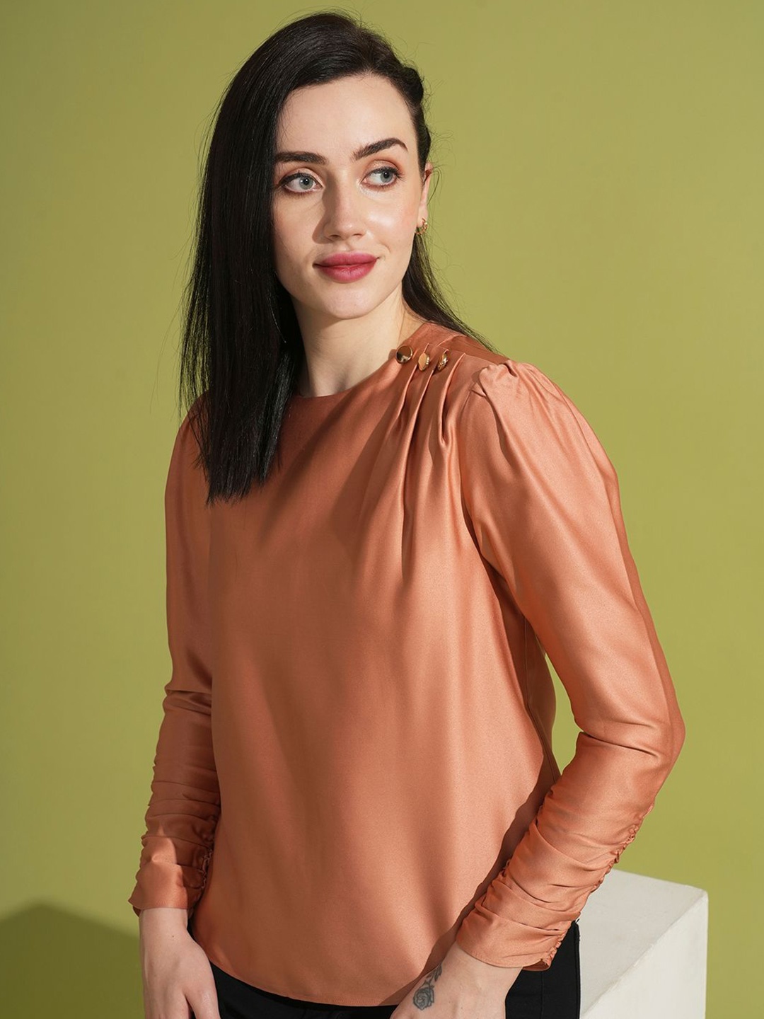 

Globus Women Solid Round Neck Top, Rust