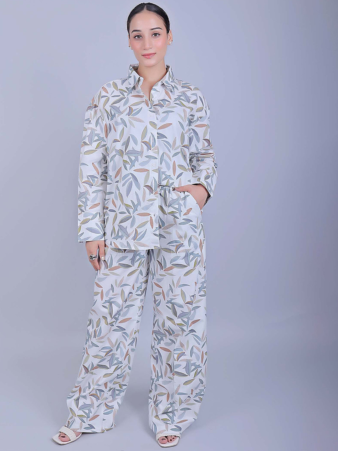 

BLUEBIRD Leaf Printed Shirt & Palazzos, White
