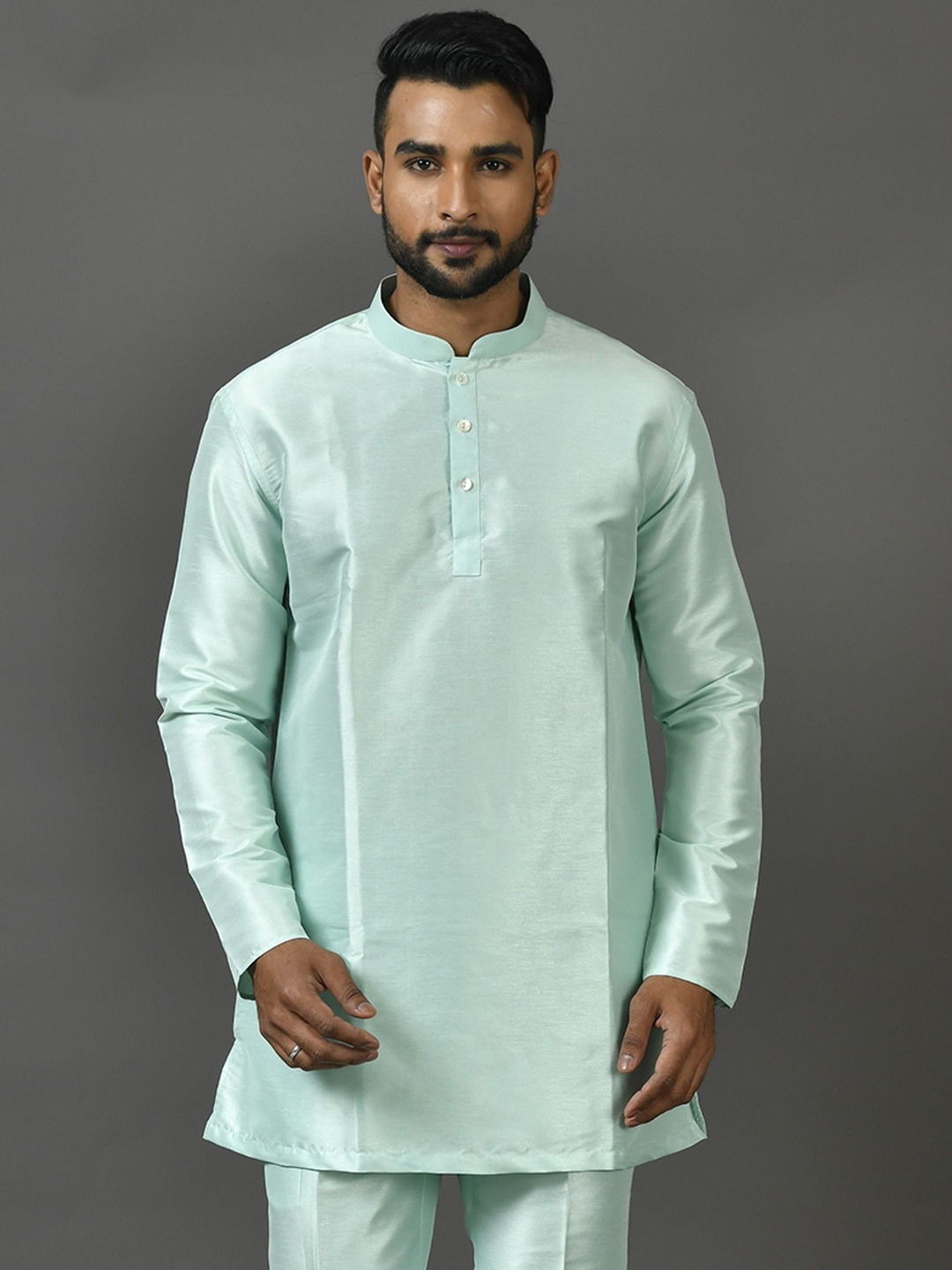 

Sayisha Mandarin Collar Silk Short Straight Kurta, Blue