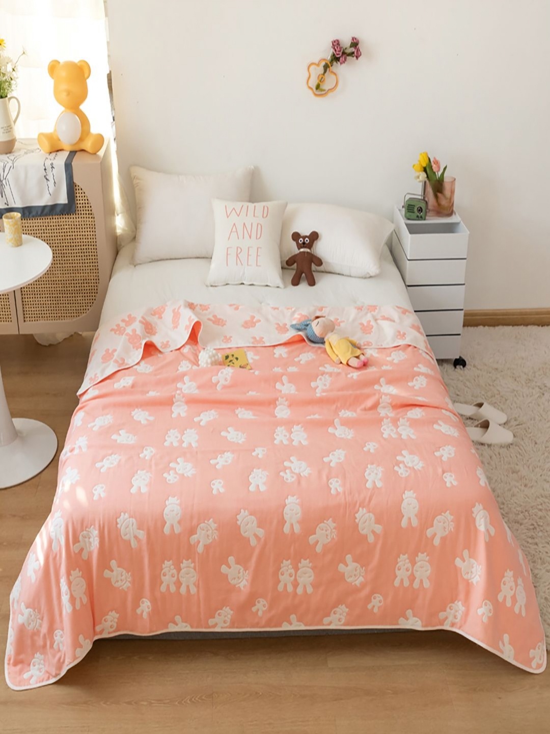 

JC HOME Orange Colored Cartoon Characters Pure Cotton AC Room 400 GSM Single Bed Quilt