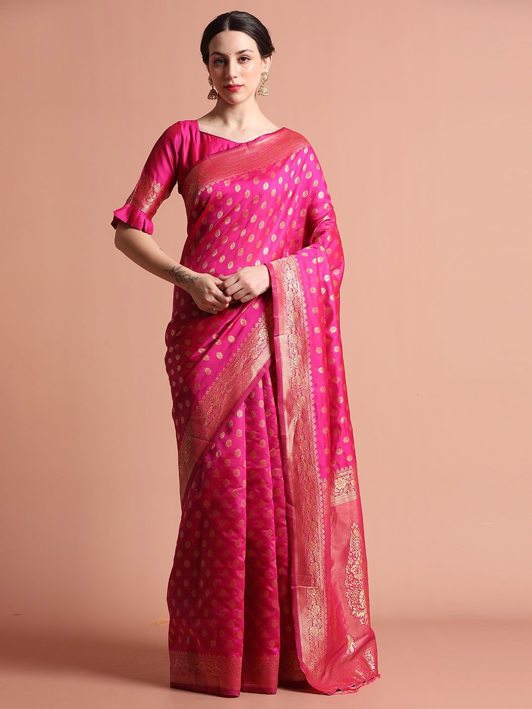 

Jaipur Kurti Heavy Banarasi Zari Woven Silk Blend Saree, Pink
