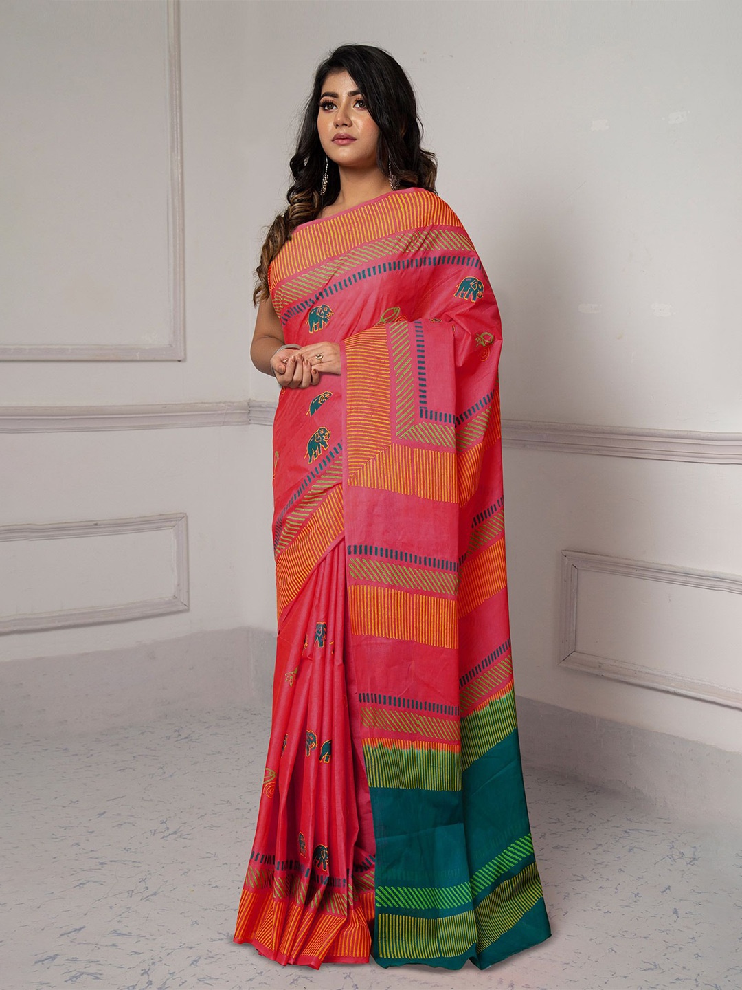 

Unnati Silks Pure Cotton Geometric printed Block Print Saree, Red