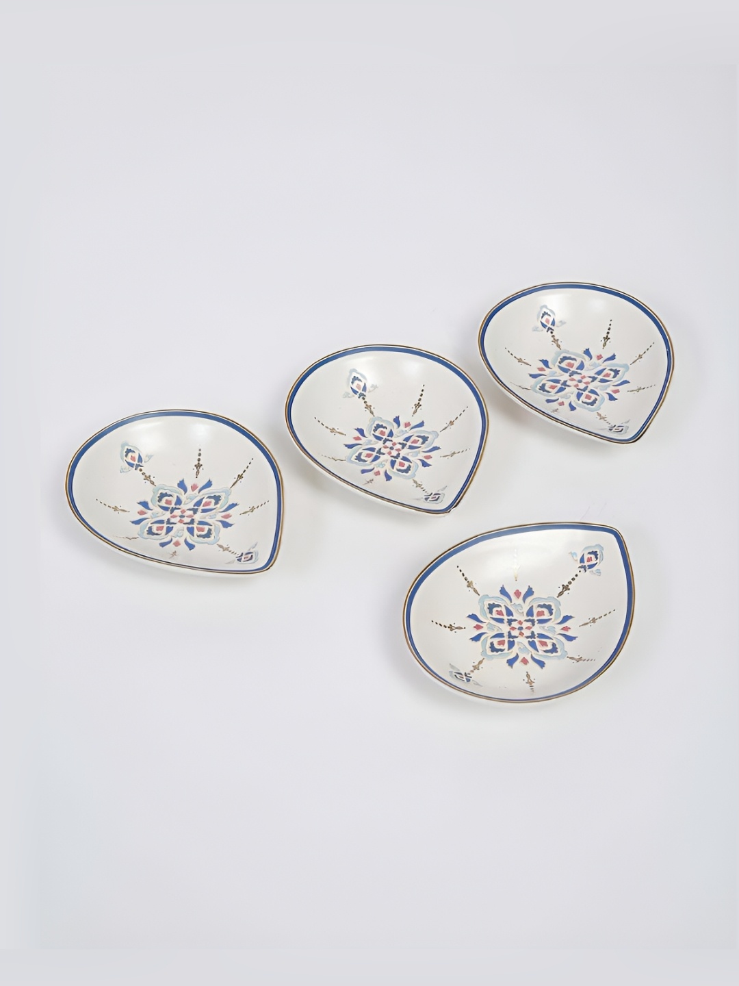 

Fabindia Lavanya White & Blue Ceramic Diya Gift Set