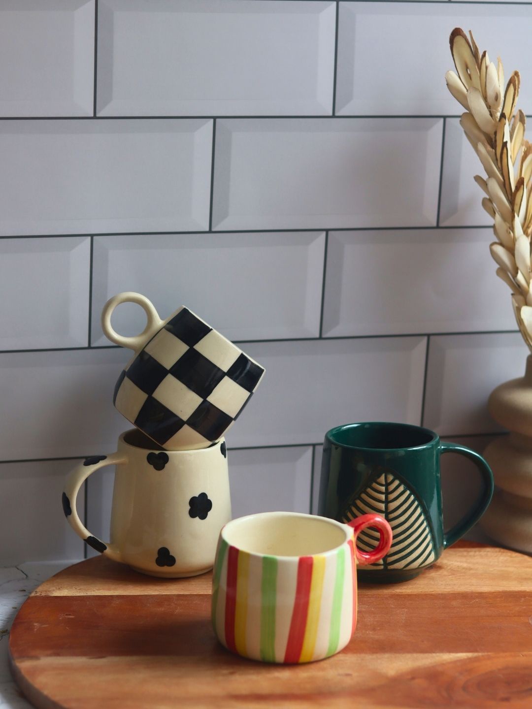 

WEAVING HOMES Cute Edition Black & White 4 Pieces Printed Ceramic Glossy Mugs 250ml Each