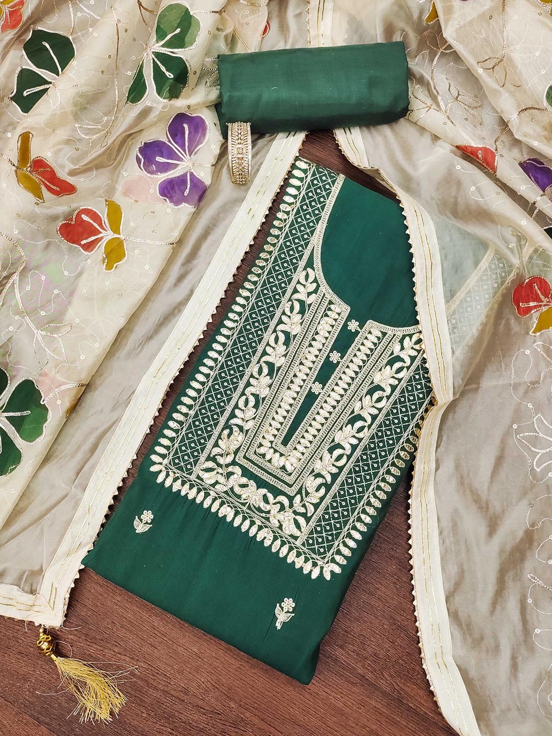 

Maroosh Floral Embroidered Gotta Patti Unstitched Dress Material, Sea green