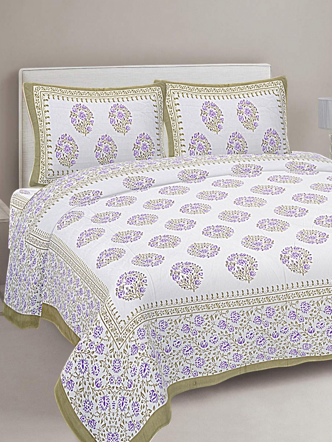 

FrionKandy Living Purple & White Printed Cotton 180 TC King Bedsheet With 2 Pillow Covers