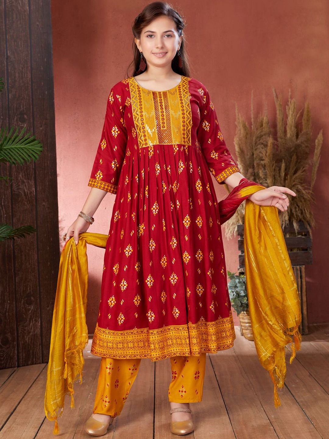 

Aarika Girls Ethnic Motifs Printed Sequinned Round Neck Pleated Cotton Anarkali Kurta, Maroon