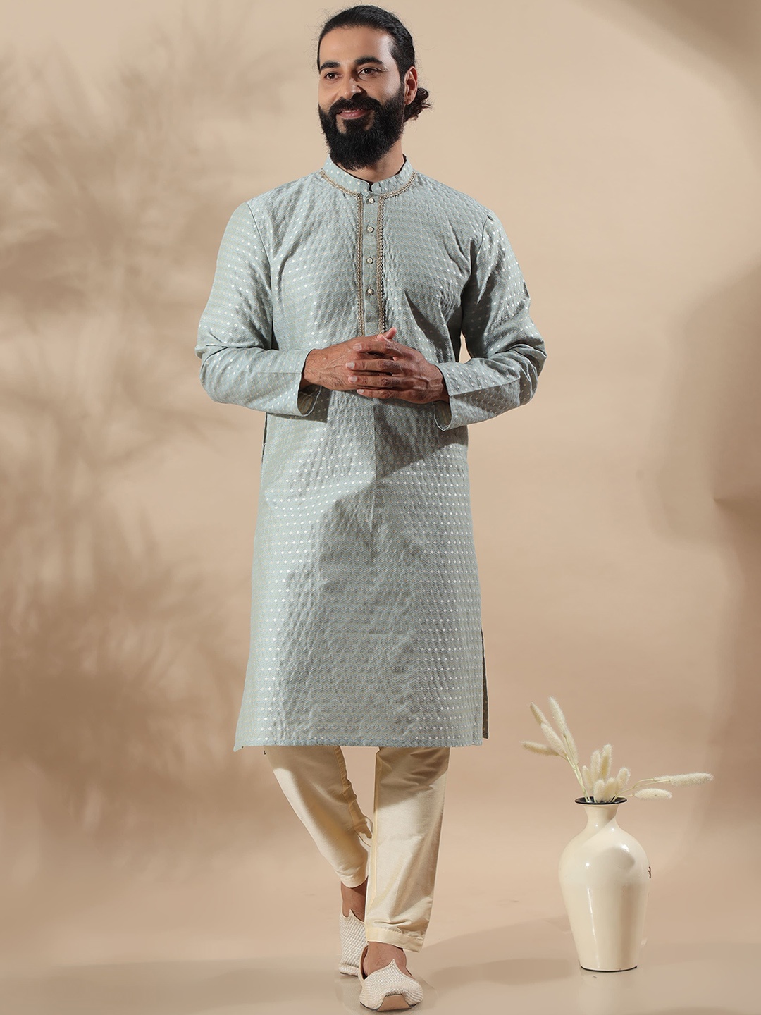 

FILORI Ethnic Motifs Woven Design Mandarin Collar Regular Zari Kurta With Pyjama, Grey