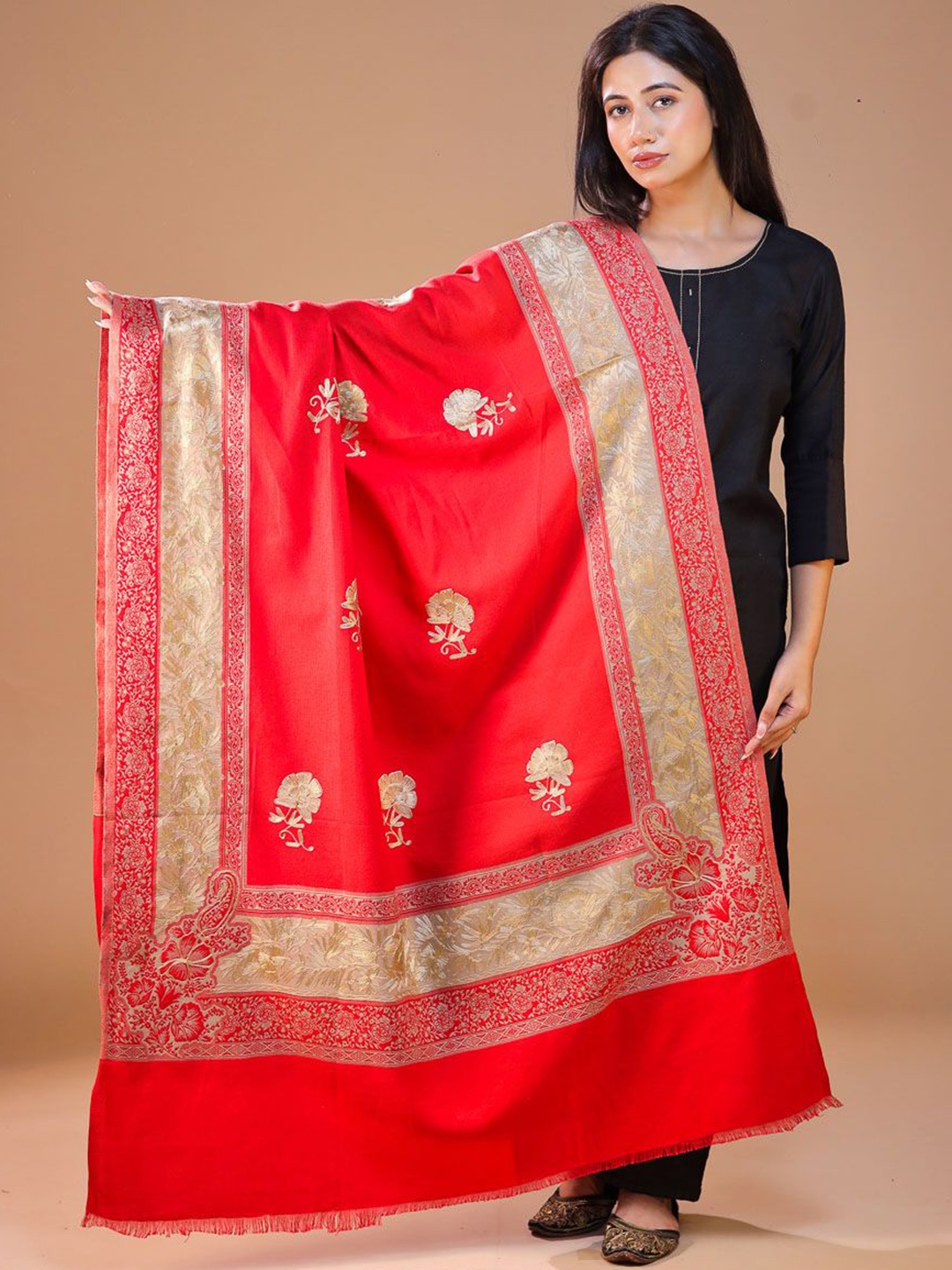 

SWI Stylish Floral Embroidered Jamawar Wool Shawl, Red