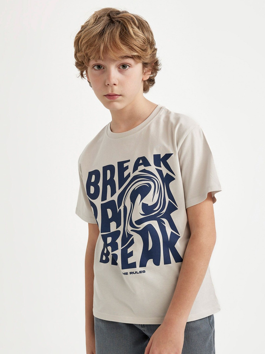 

DeFacto Boys Typography Printed Round Neck Cotton T-shirt, Grey