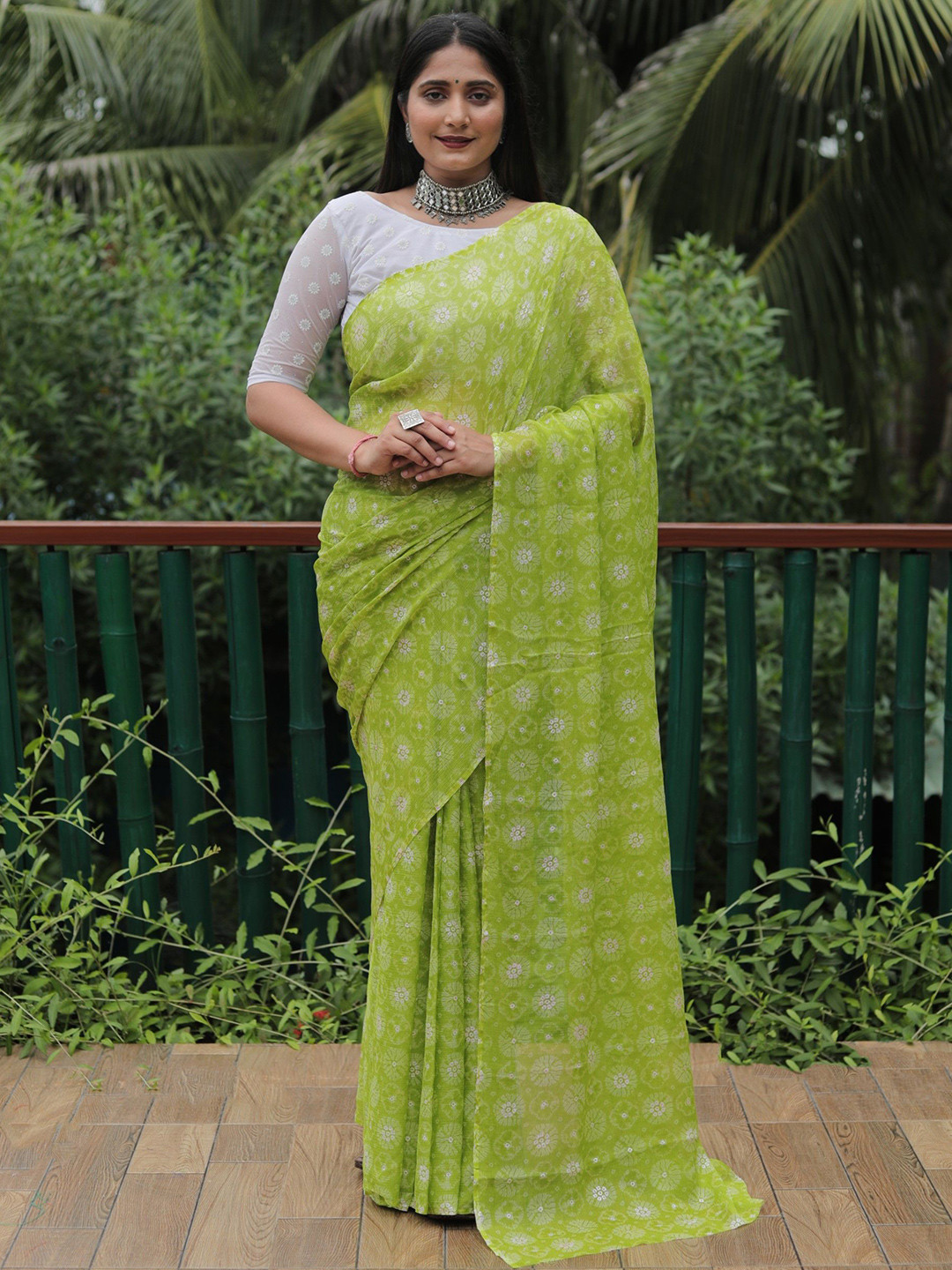 

Anaita Floral Printed Saree, Green