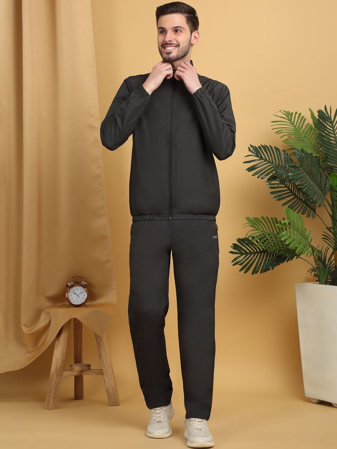 

Sweet Dreams Men Solid Mock Collar Mid-Rise Tracksuit, Grey