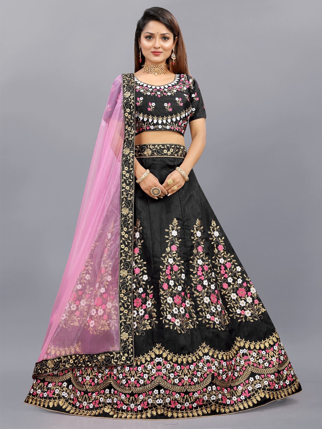 

APNISHA Embroidered Semi Stitched Lehenga & Unstitched Blouse With Dupatta, Black