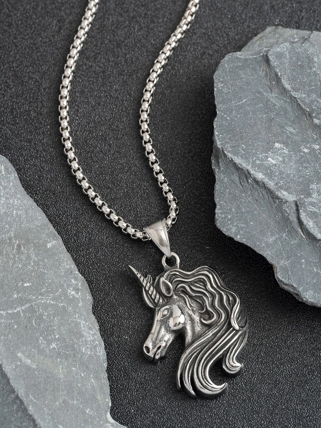 

FIMBUL Men Silver Plated Stainless Steel Pendant With Chain