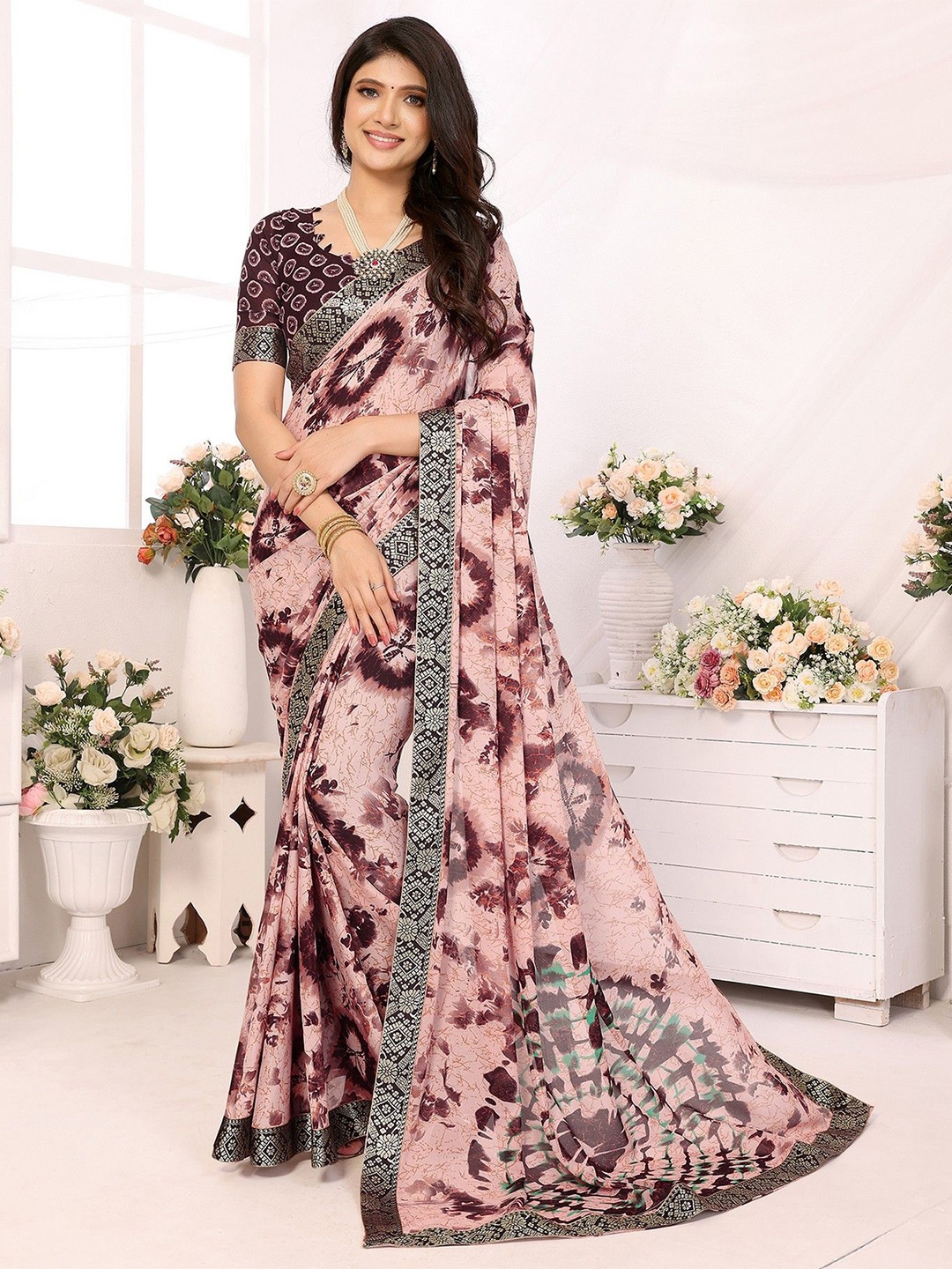 

KALINI Printed Zari Saree, Purple
