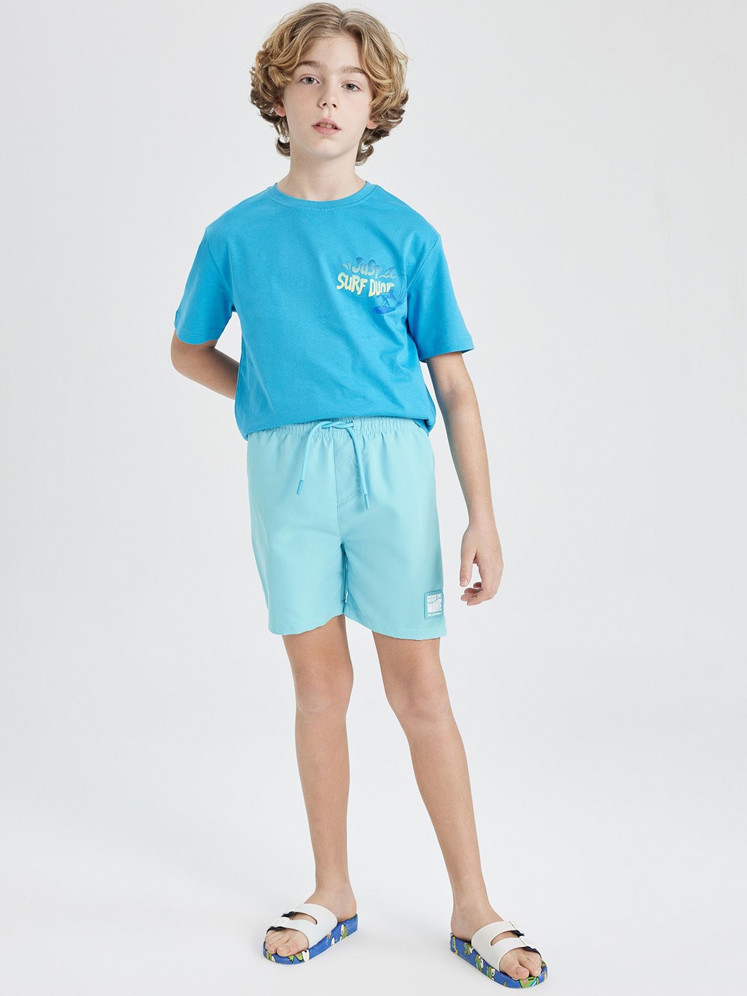 

DeFacto Boys Mid-Rise Swim Shorts, Blue