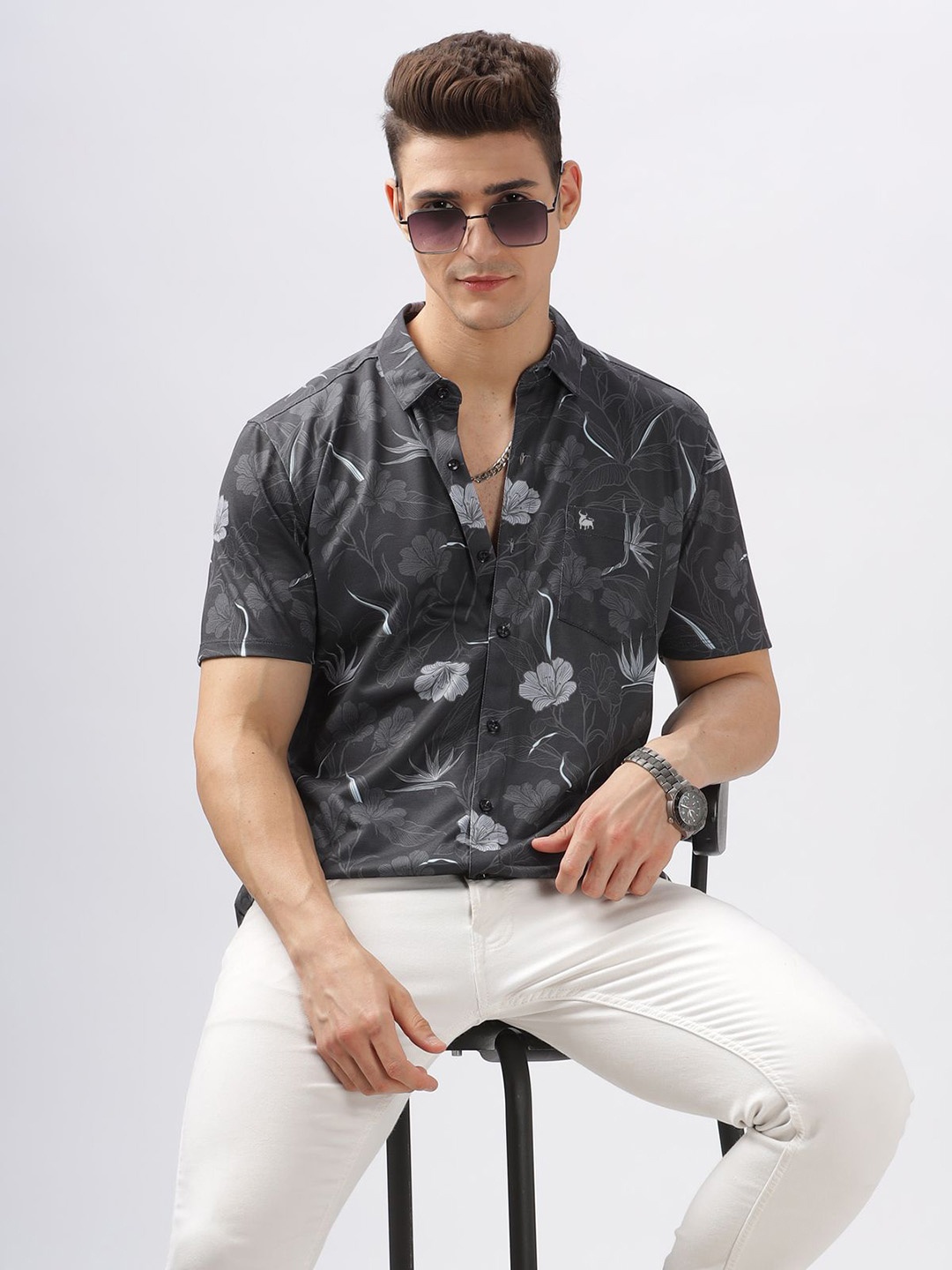 

BULLMER Men Standard Spread Collar Graphic Printed Cotton Casual Shirt, Black