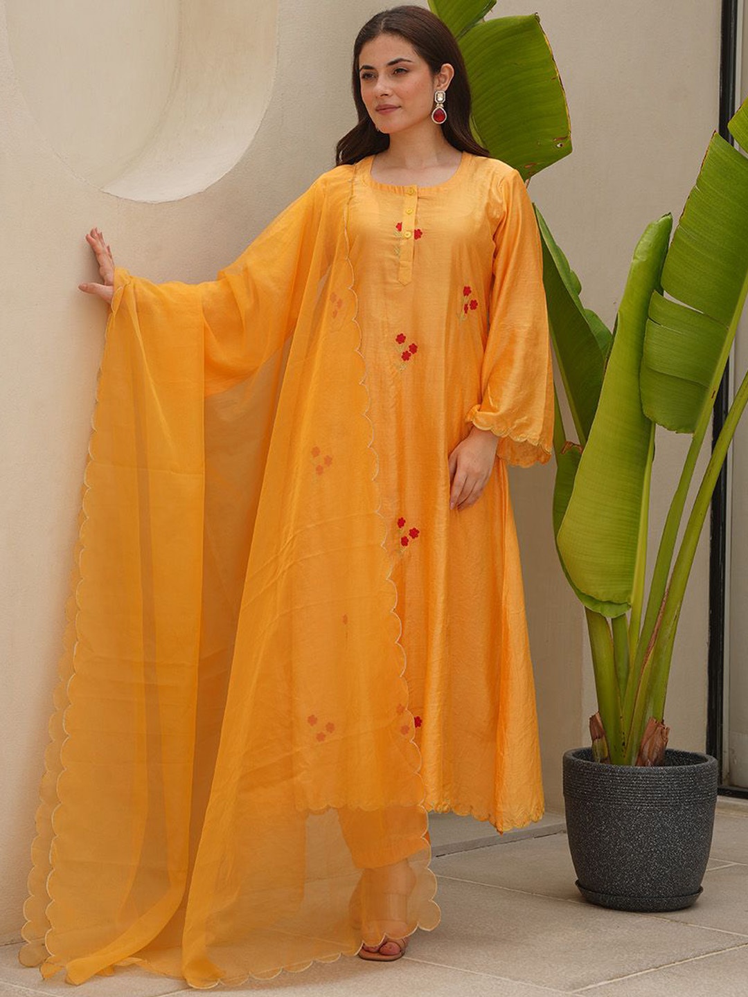 

OneWe Floral Embroidered Thread Work Chanderi Silk Straight Kurta With Trousers & Dupatta, Mustard
