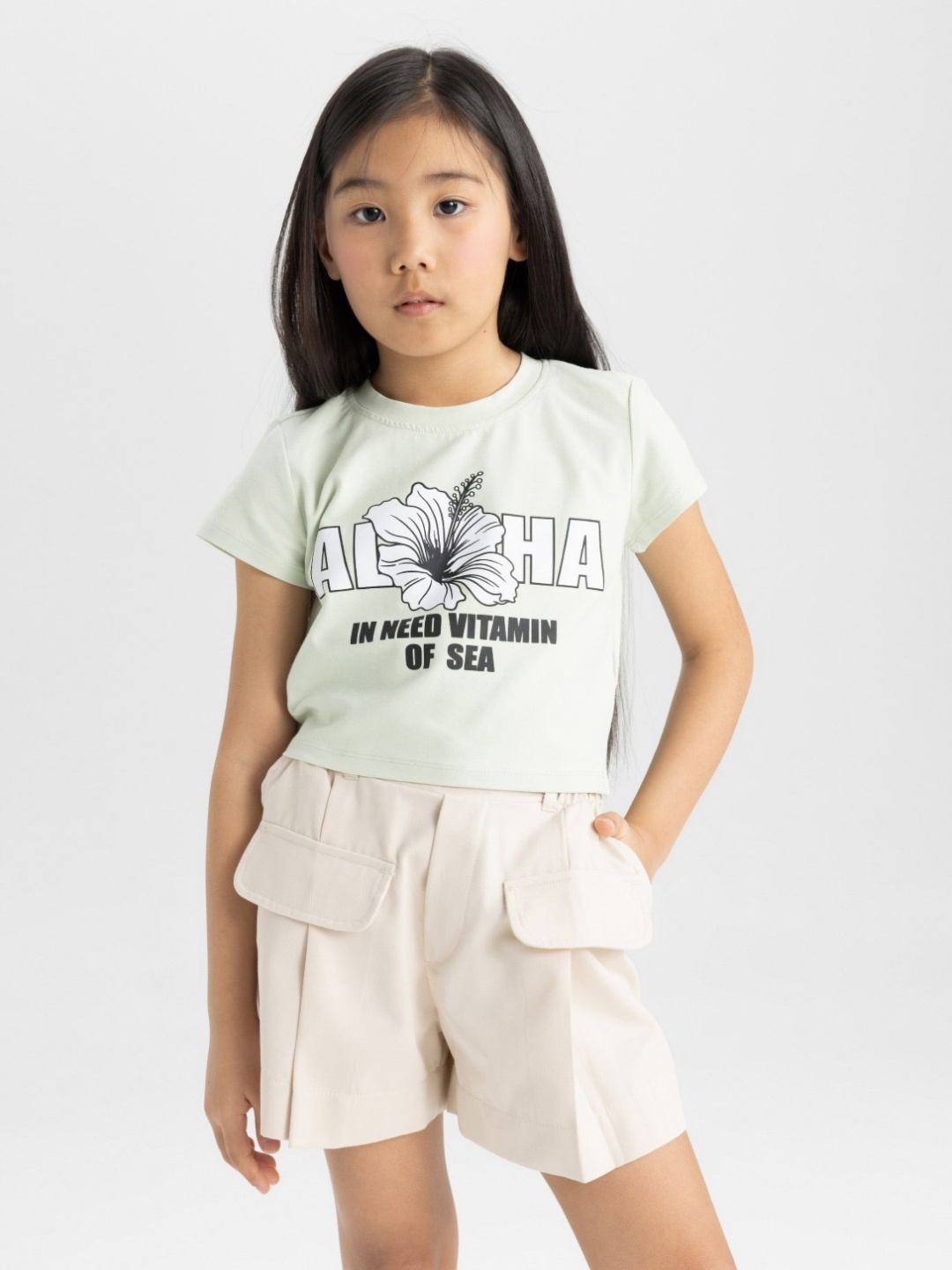 

DeFacto Girls Typography Printed Extended Sleeves Applique T-shirt, Na