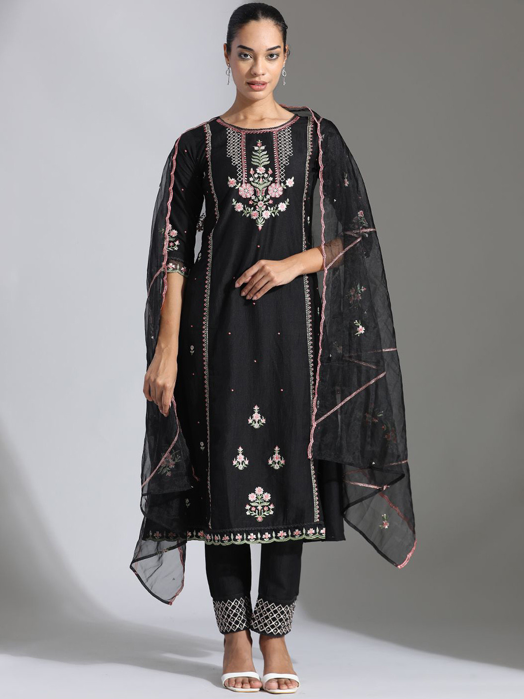 

Jaipur Kurti Floral Embroidered Thread Work Straight Kurta With Trousers & Dupatta, Black