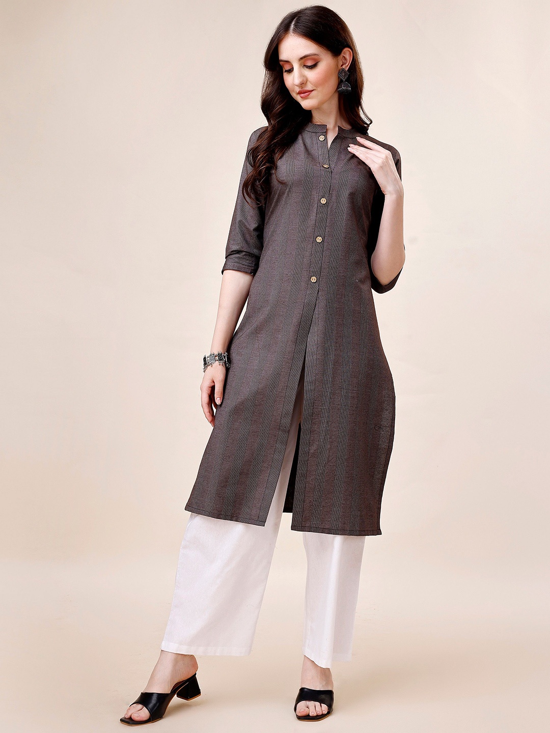 

KALINI Women Regular Kurta with Palazzos, Black