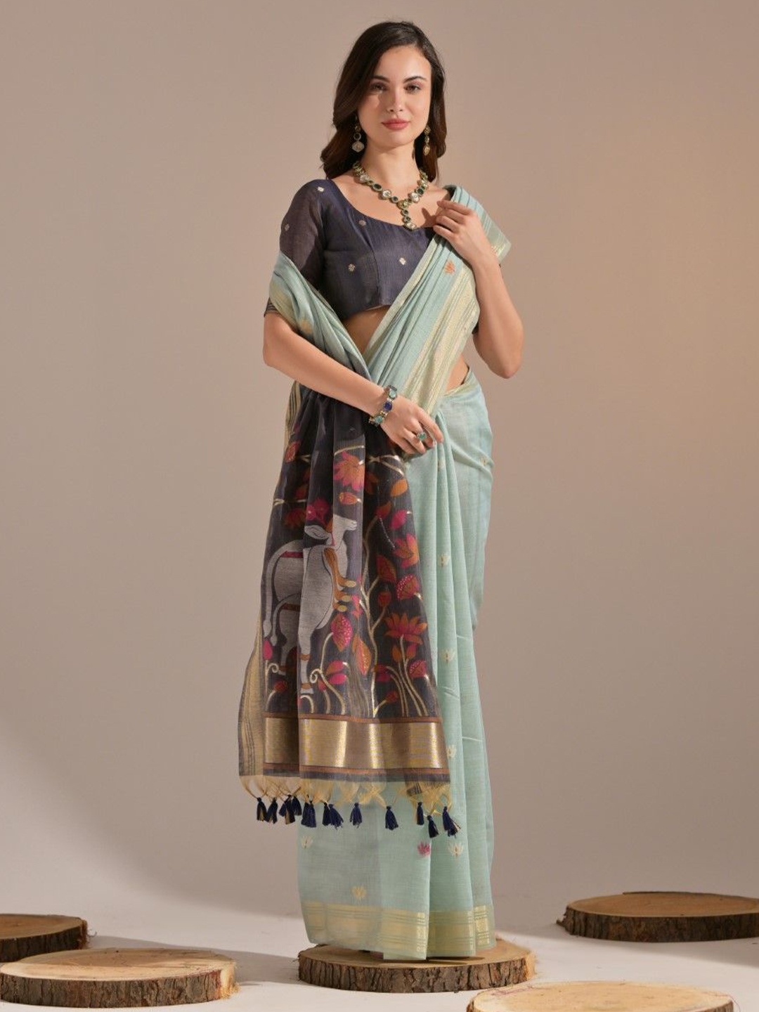 

VISHNU WEAVES Woven Design Zari Pure Cotton Muga Saree, Sea green