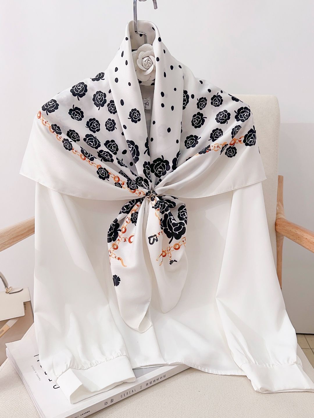 

CrossKulture Women Printed Scarf, Black