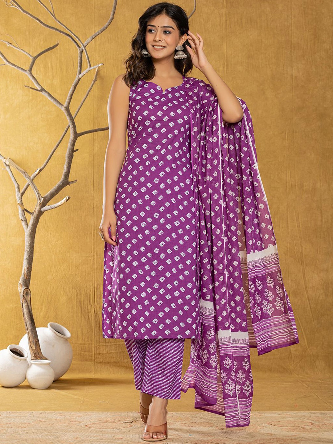 

Yufta Puple Bandhani Printed Sweetheart Neck Pure Cotton Kurta With Trousers & Dupatta, Purple