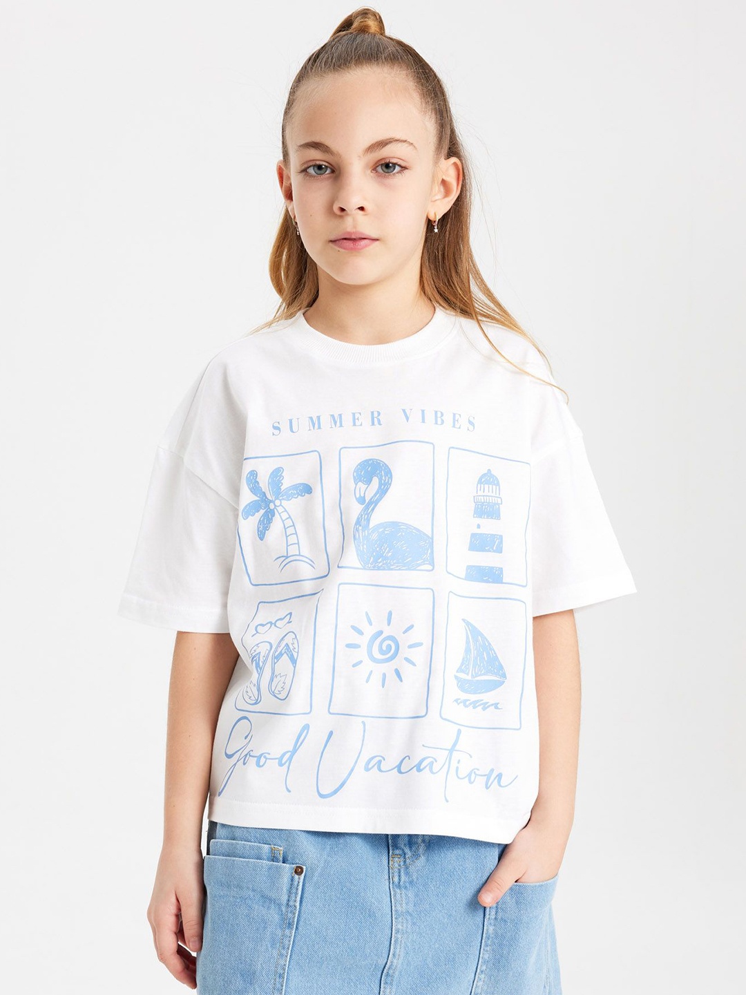 

DeFacto Girls Graphic Printed Round Neck Cotton T-shirt, White