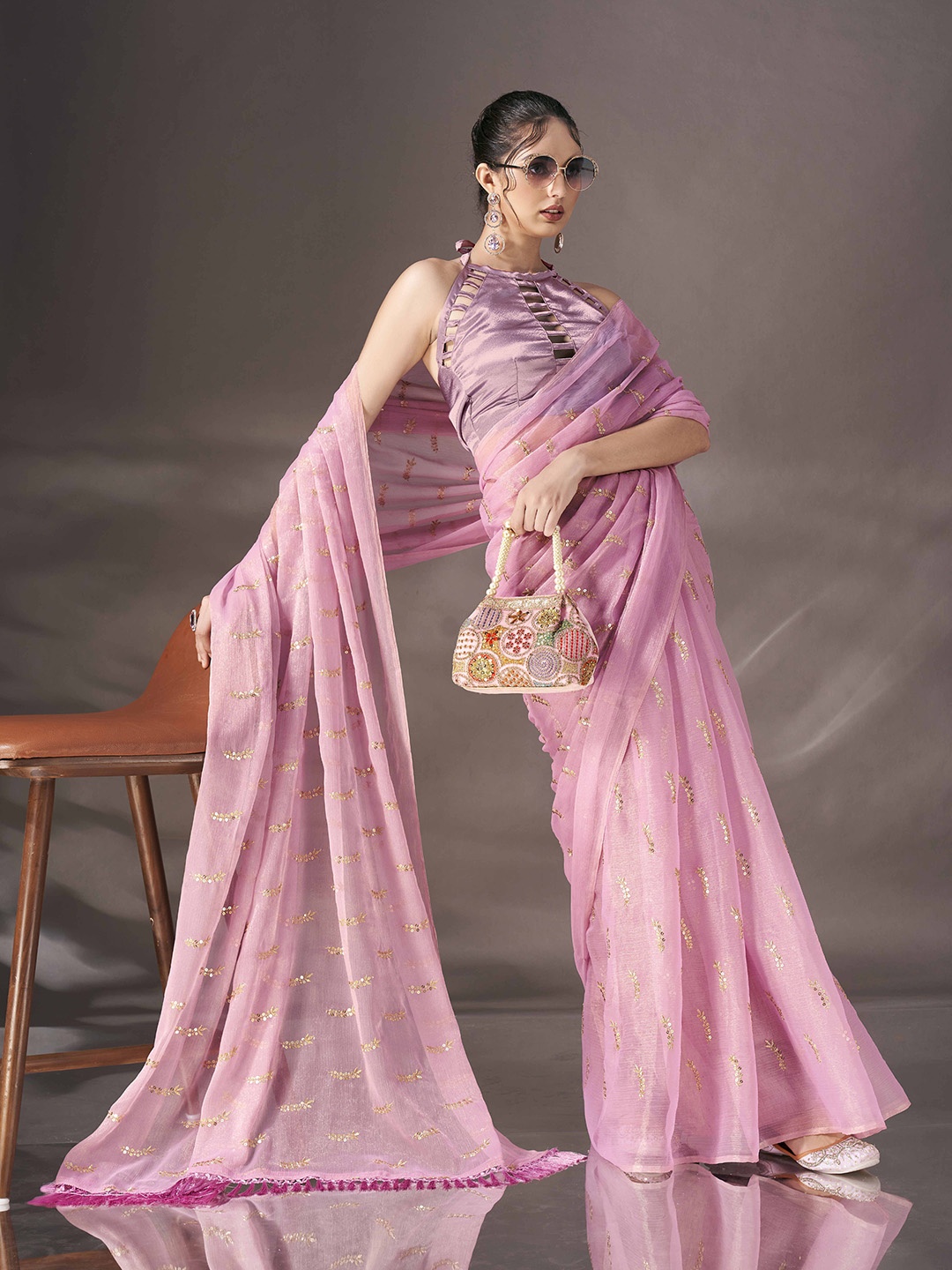 

Tikhi Imli Sequinned Poly Chiffon Heavy Work Saree, Pink