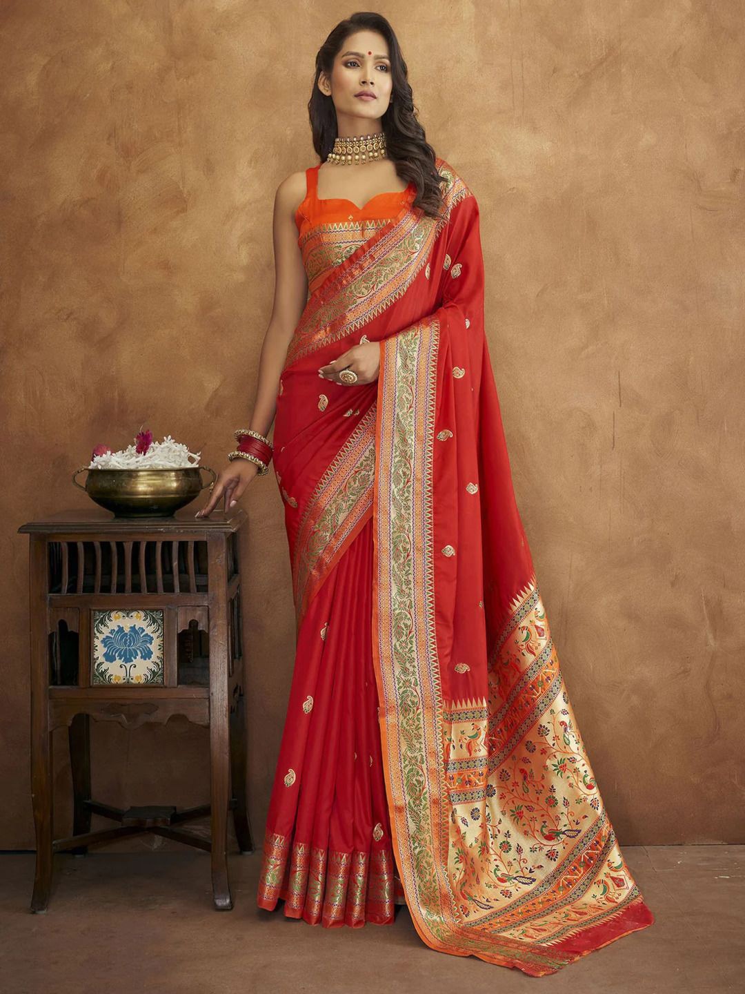 

MOKSHA DESIGNS Woven Design Zari Pure Silk Paithani Saree, Red