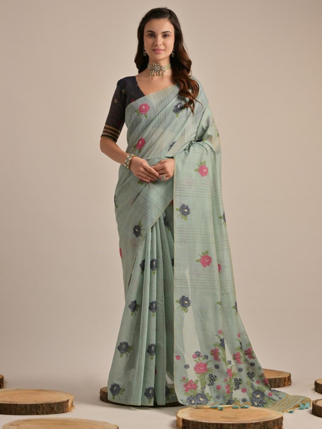 

VISHNU WEAVES Woven Design Pure Cotton Floral Muga Saree, Green