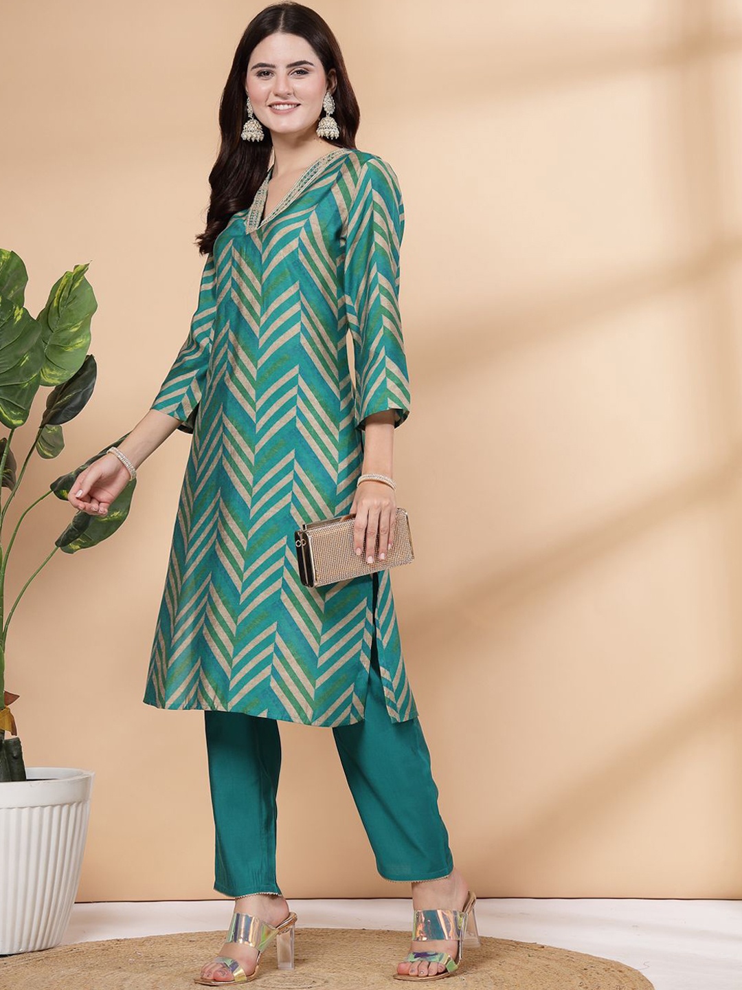 

Nayam By Lakshita Printed Straight Sequinned Kurta with Trousers, Blue