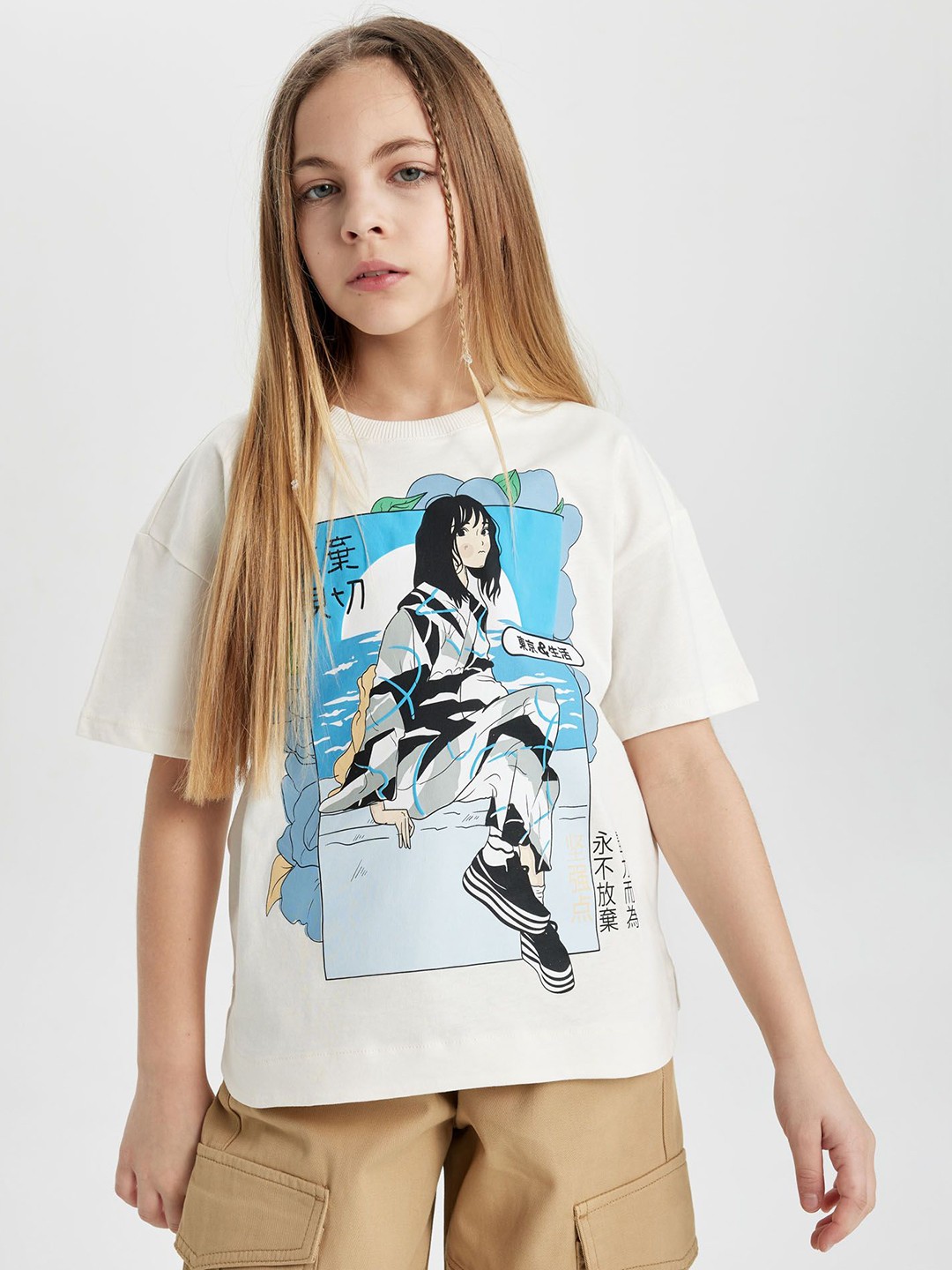

DeFacto Girls Graphic Printed Round Neck Cotton T-shirt, Na