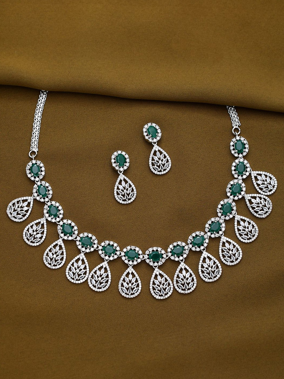 

Voylla Rhodium Plated American Diamond Studded Jewellery Set, Silver